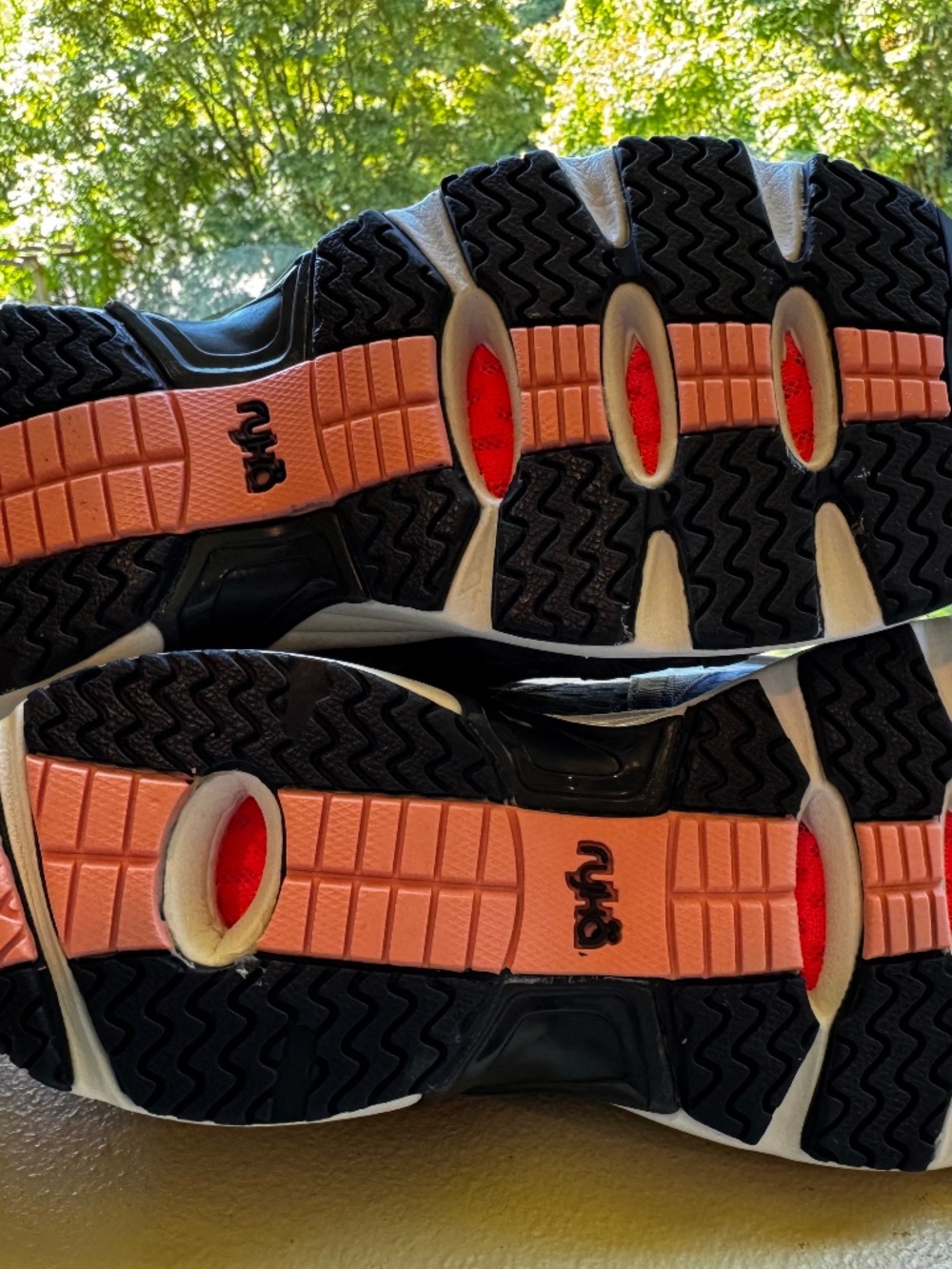 Ryka Hydro Sport shoes Women's 8.5 GUC - Picture 3 of 5